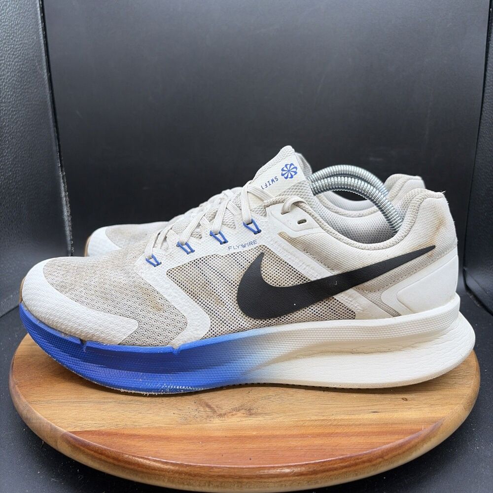 Nike Run Swift 3 Mens Size 11 Running Shoes White Blue Athletic Sneakers